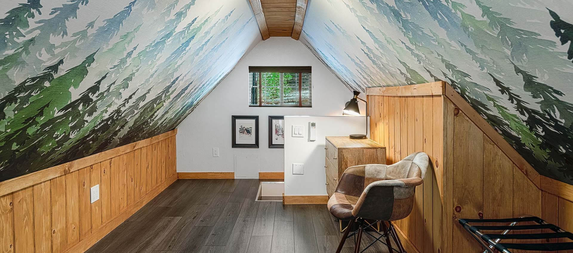 room-the-cottage-at-creekstone-slider-10