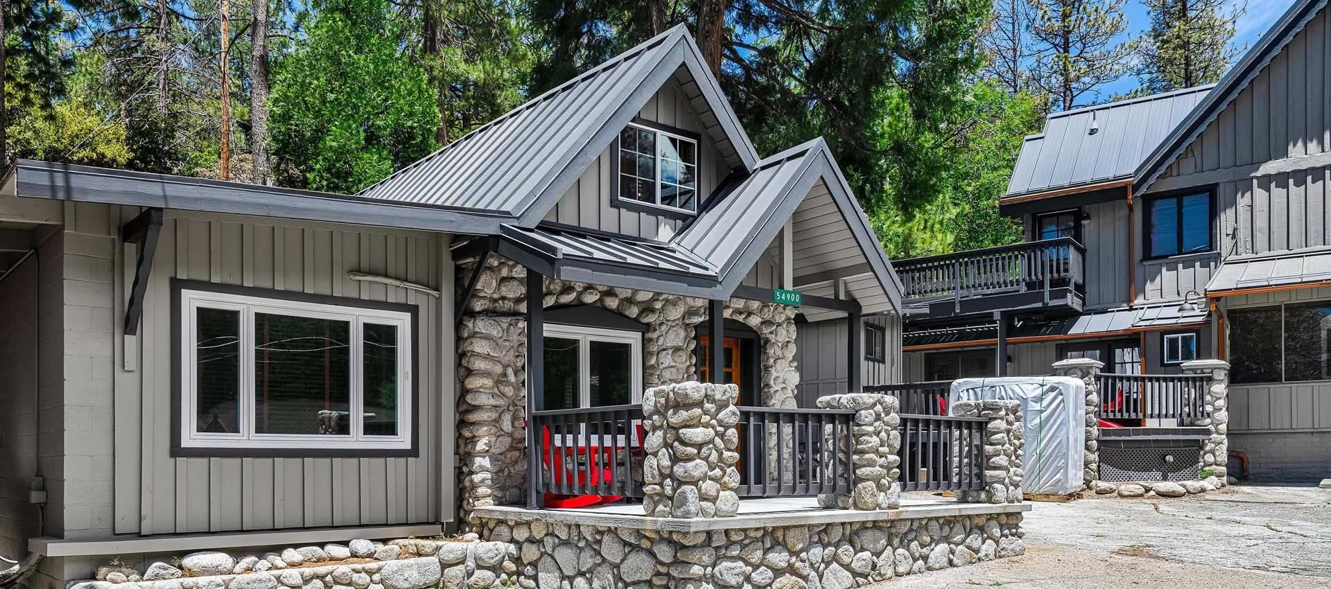 room-the-cottage-at-creekstone-slider-11